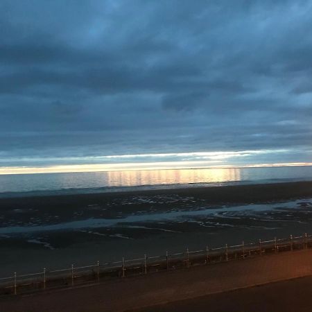 The Jewel Of The Sea Bed & Breakfast Blackpool Exterior foto