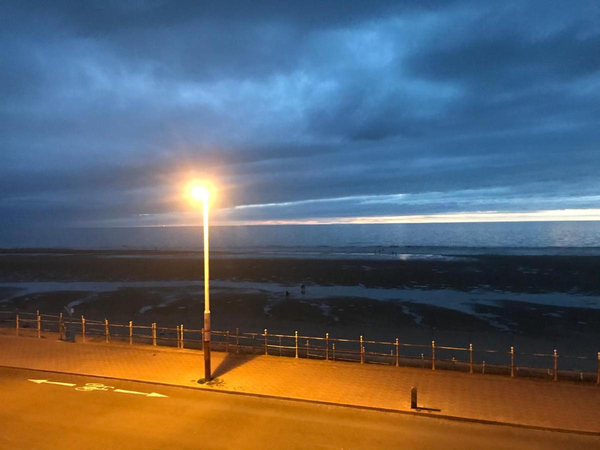 The Jewel Of The Sea Bed & Breakfast Blackpool Exterior foto