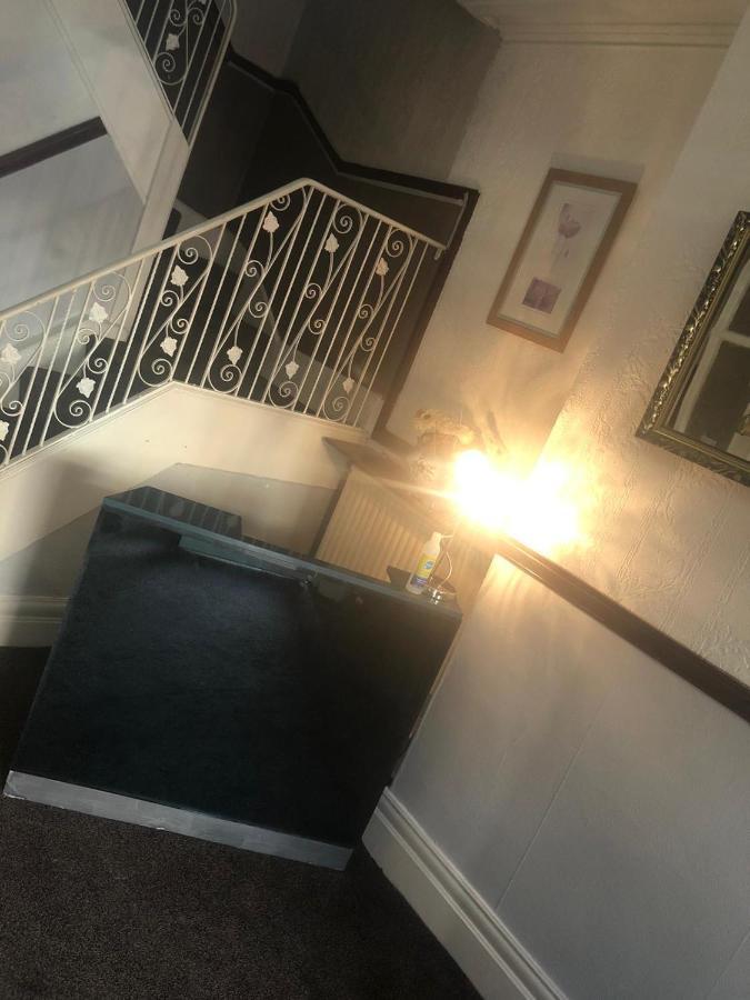 The Jewel Of The Sea Bed & Breakfast Blackpool Exterior foto